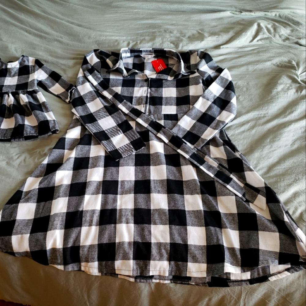 Mommy and Me Black and White Buffalo Check dresses 2XL and 2T